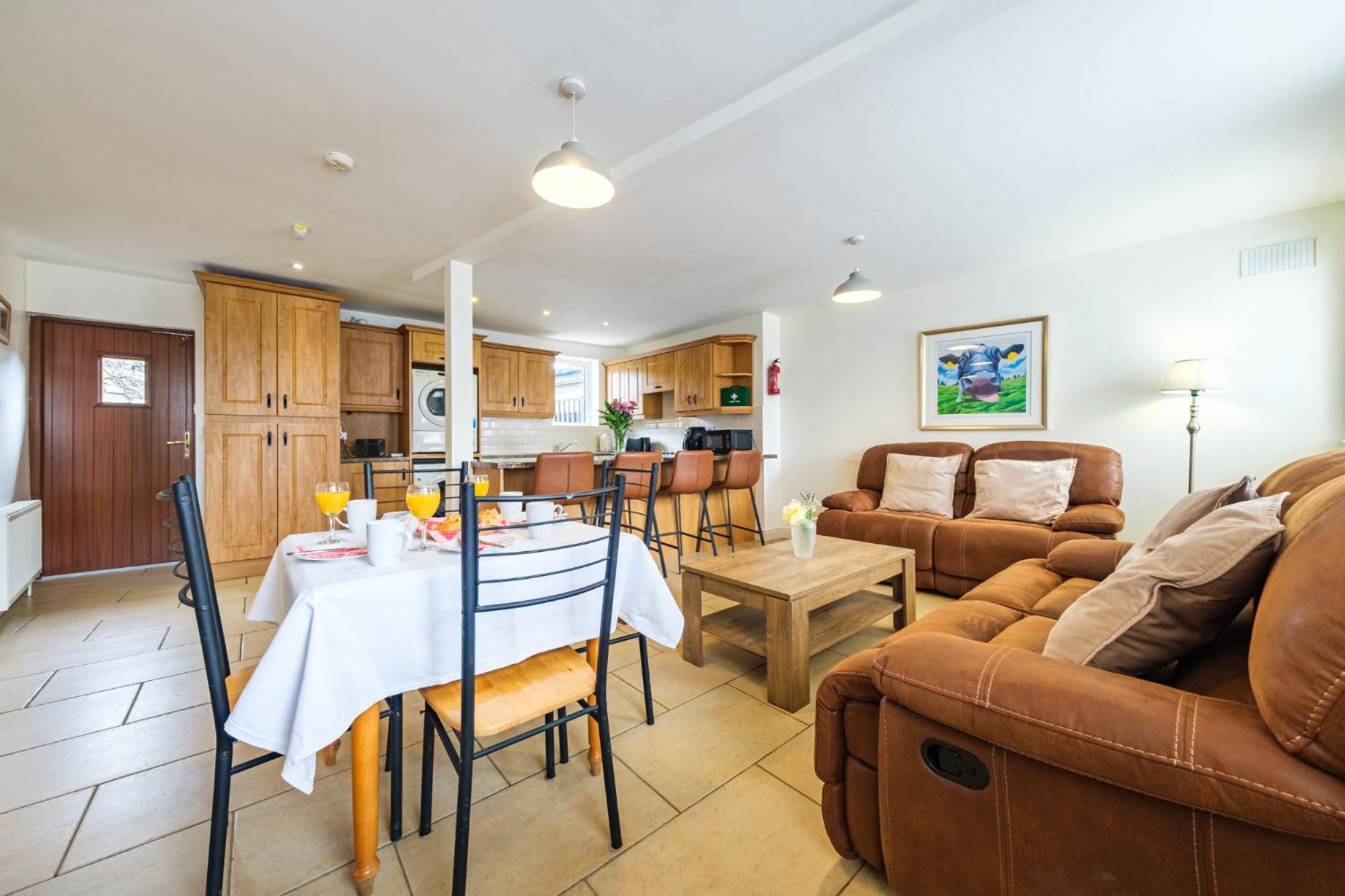 33A Steepleview Apartman Trim Kültér fotó